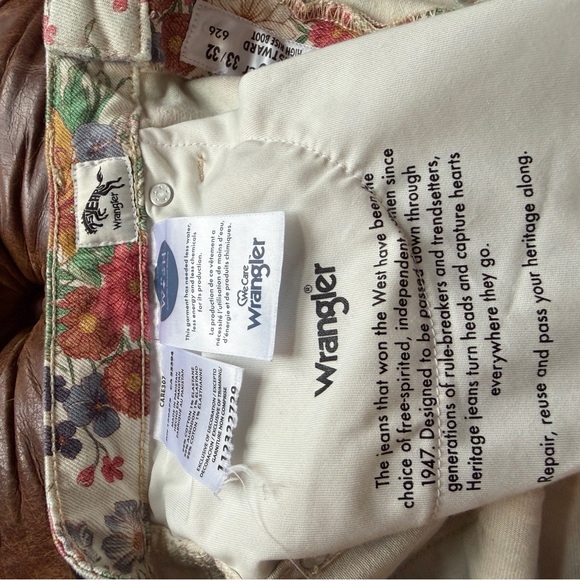 Wrangler x Free People Westward 626 High Rise Boot Multicolor Floral Pants - Picture 6 of 9